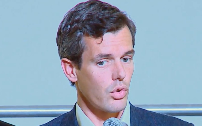 Graham Pearce, KPMG